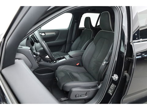 Volvo XC40 Recharge Pro | Trekhaak | Pano | ACC | Blis | 360 Camera | H&K Audio |