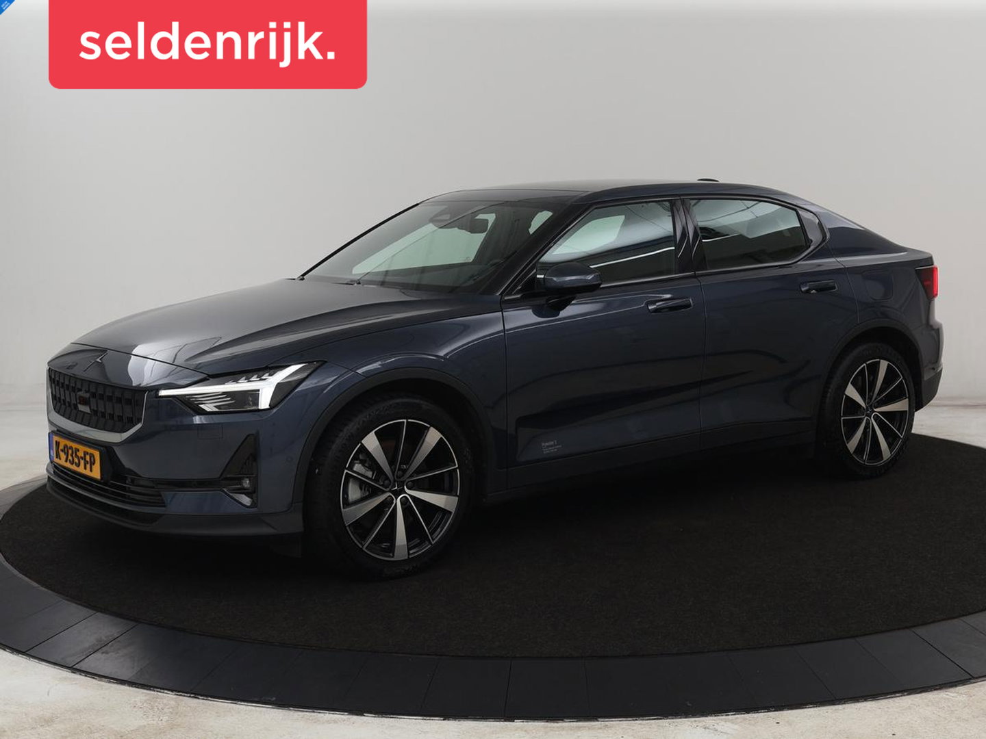 Polestar 2 Long Range Dual Motor Launch Edition 78kWh | SOH 92% |  Panoramadak | Trekhaak | 360 Camera | Achterbankverwarming | Adaptive cruise | Carplay | Camera | Stoelverwarming | Keyless