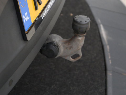 Polestar 2 Long Range Dual Motor Launch Edition 78kWh | SOH 92% |  Panoramadak | Trekhaak | 360 Camera | Achterbankverwarming | Adaptive cruise | Carplay | Camera | Stoelverwarming | Keyless