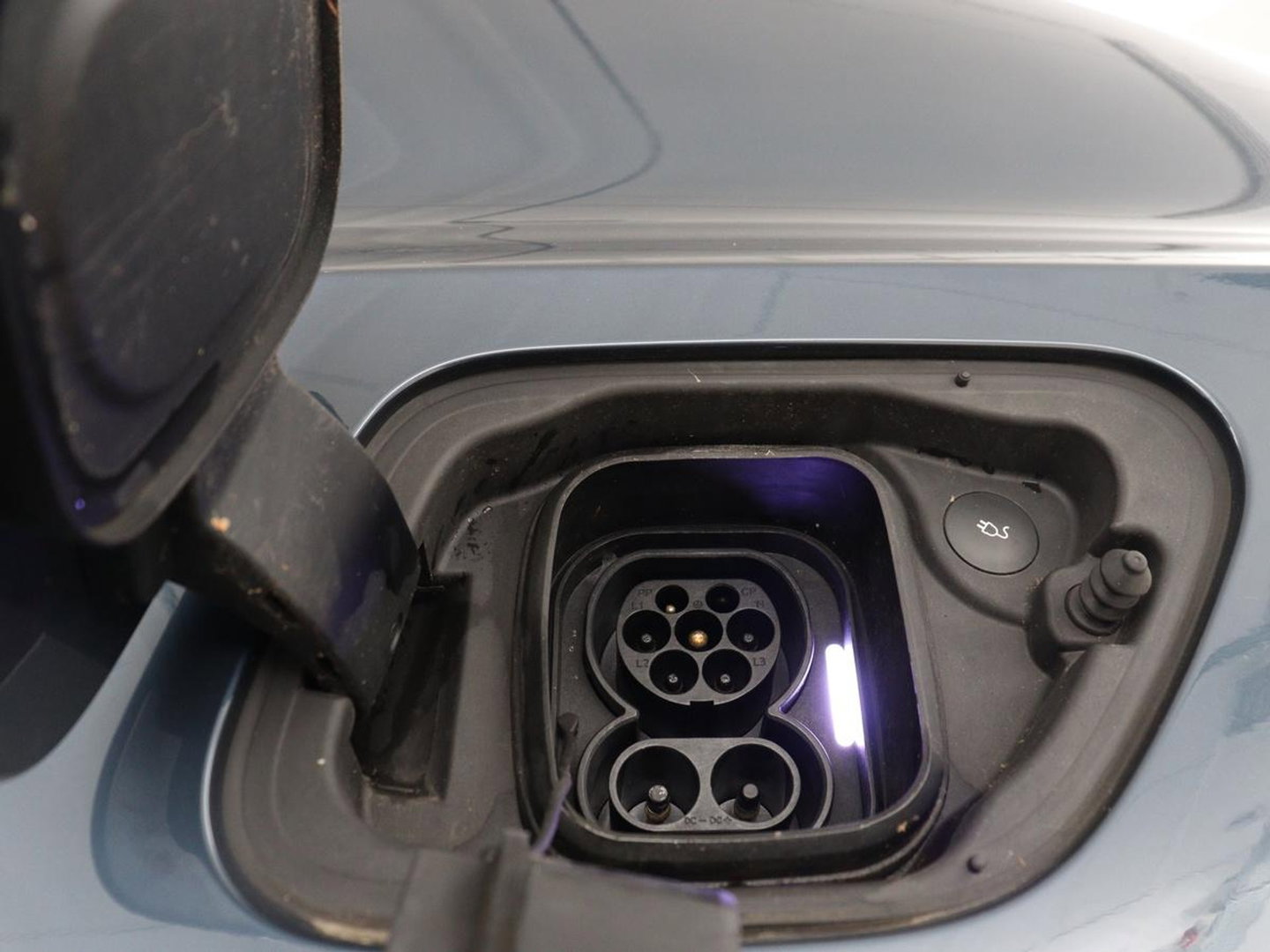 Polestar 2 Long Range Dual Motor Launch Edition 78kWh | SOH 92% |  Panoramadak | Trekhaak | 360 Camera | Achterbankverwarming | Adaptive cruise | Carplay | Camera | Stoelverwarming | Keyless