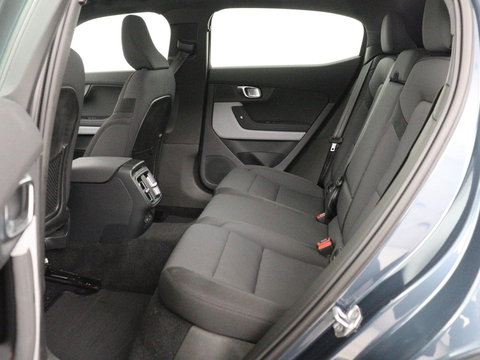 Polestar 2 Long Range Dual Motor Launch Edition 78kWh | SOH 92% |  Panoramadak | Trekhaak | 360 Camera | Achterbankverwarming | Adaptive cruise | Carplay | Camera | Stoelverwarming | Keyless