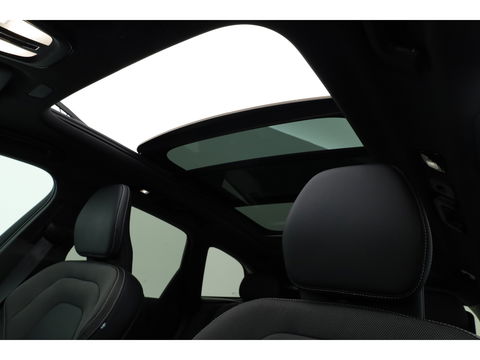 Volvo XC60 2.0 B4 R-Design | Pano-dak | 360 camera | ACC | 21 inch | Sportstoelen | H&K Audio |