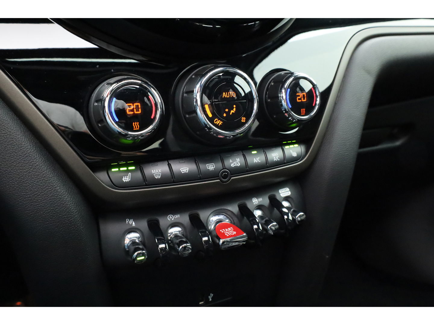 MINI Countryman 2.0 John Cooper Works ALL4 306pk | Pano | HUD | Harman Kardon | Adapt. Cruise | Stoelverw. | Camera