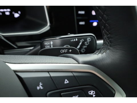 Volkswagen Polo 1.0 TSI R-Line DSG | IQ. Light | Adapt. Cruise | Camera | Apple CarPlay | Navi | Stoelverw. | PDC