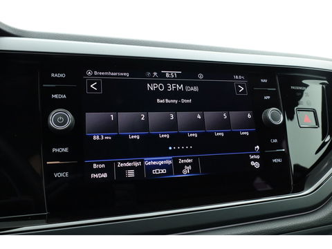 Volkswagen Polo 1.0 TSI R-Line DSG | IQ. Light | Adapt. Cruise | Camera | Apple CarPlay | Navi | Stoelverw. | PDC