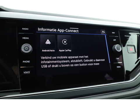 Volkswagen Polo 1.0 TSI R-Line DSG | IQ. Light | Adapt. Cruise | Camera | Apple CarPlay | Navi | Stoelverw. | PDC