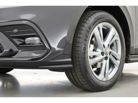 Volkswagen Polo 1.0 TSI R-Line DSG | IQ. Light | Adapt. Cruise | Camera | Apple CarPlay | Navi | Stoelverw. | PDC