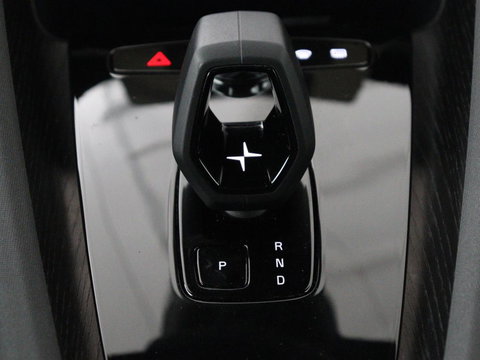 Polestar 2 Long Range Dual Motor Launch Edition 78kWh | SOH 92% |  Panoramadak | Trekhaak | 360 Camera | Achterbankverwarming | Adaptive cruise | Carplay | Camera | Stoelverwarming | Keyless