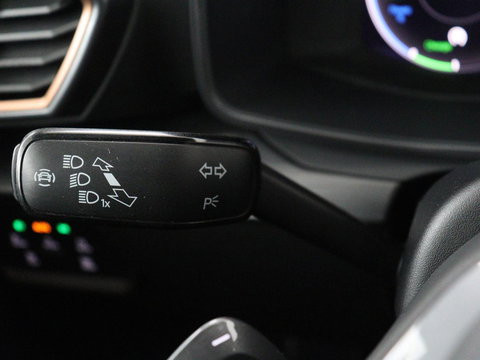 CUPRA Formentor 1.4 eHybrid VZ | 245pk | Trekhaak | Stoelverwarming | Adaptive cruise | Carplay | Navigatie | Sfeerverlichting | Keyless | Half leder | Camera | Stuurverwarming | PHEV | Plug In