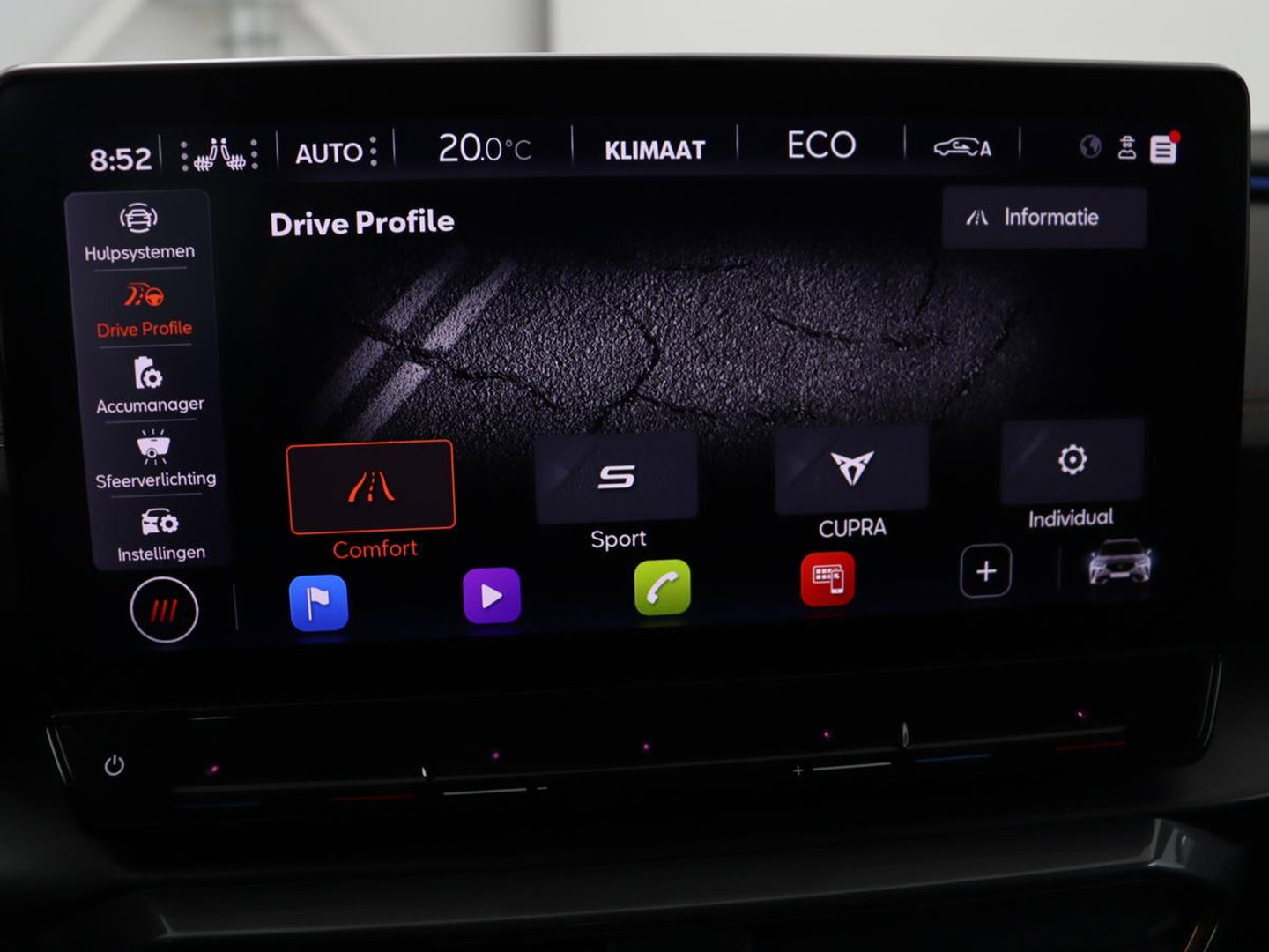 CUPRA Formentor 1.4 eHybrid VZ | 245pk | Trekhaak | Stoelverwarming | Adaptive cruise | Carplay | Navigatie | Sfeerverlichting | Keyless | Half leder | Camera | Stuurverwarming | PHEV | Plug In