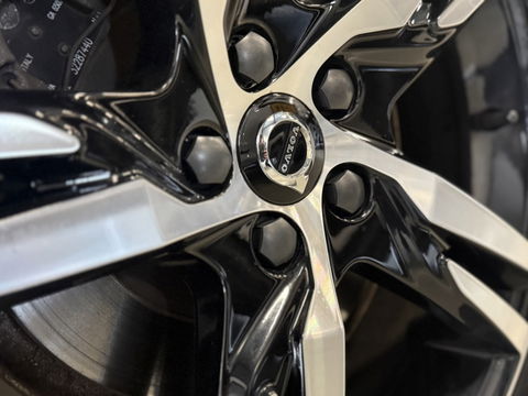 Volvo XC60 T6 Recharge 350PK automaat / R-Design / LED