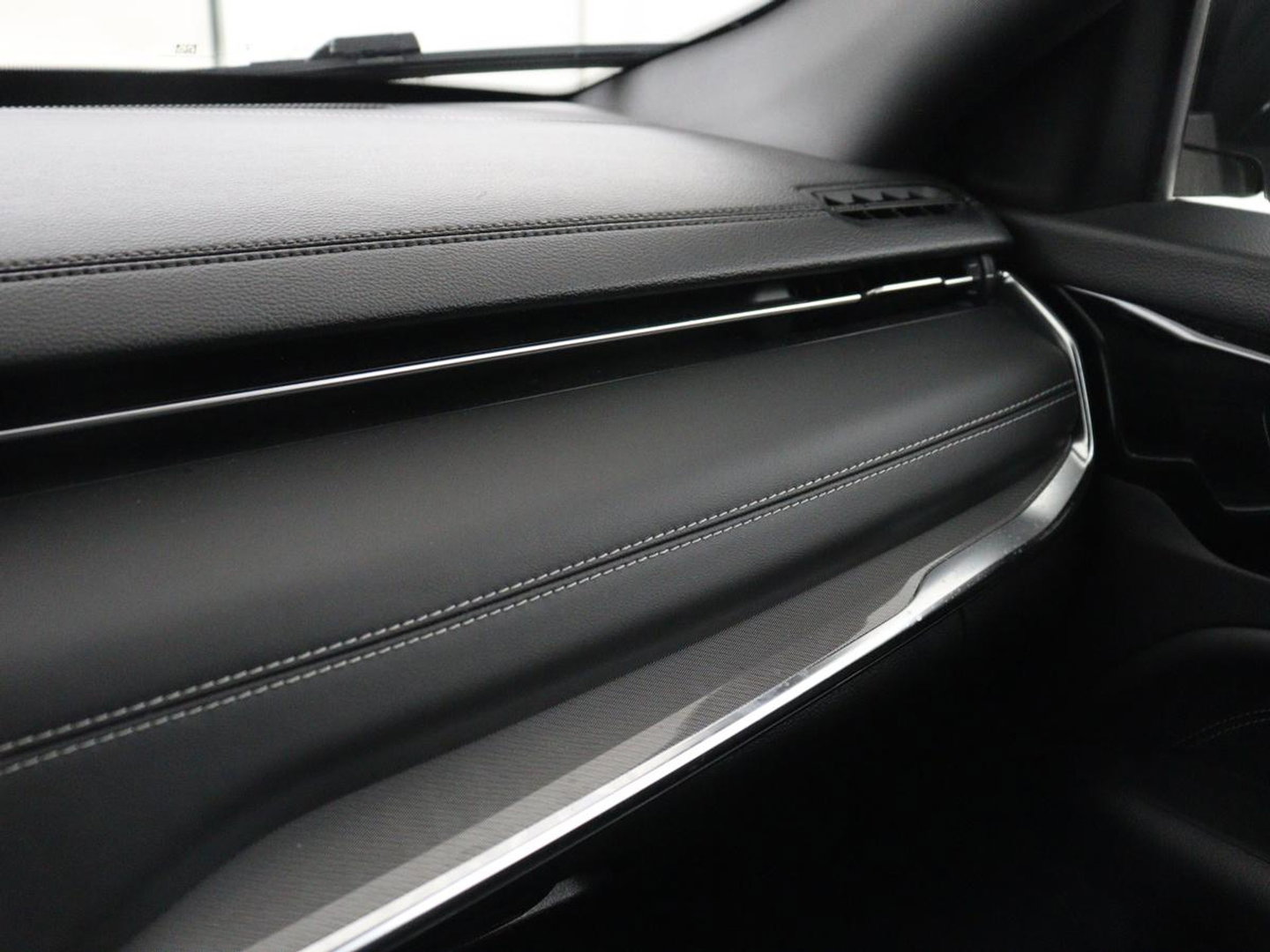 Jeep Compass 4xe 240 Plug-in Hybrid Electric S | Leder | 360 camera | Stoelventilatie | Adaptive cruise | Alpine Sound | Carplay | Navigatie | PHEV