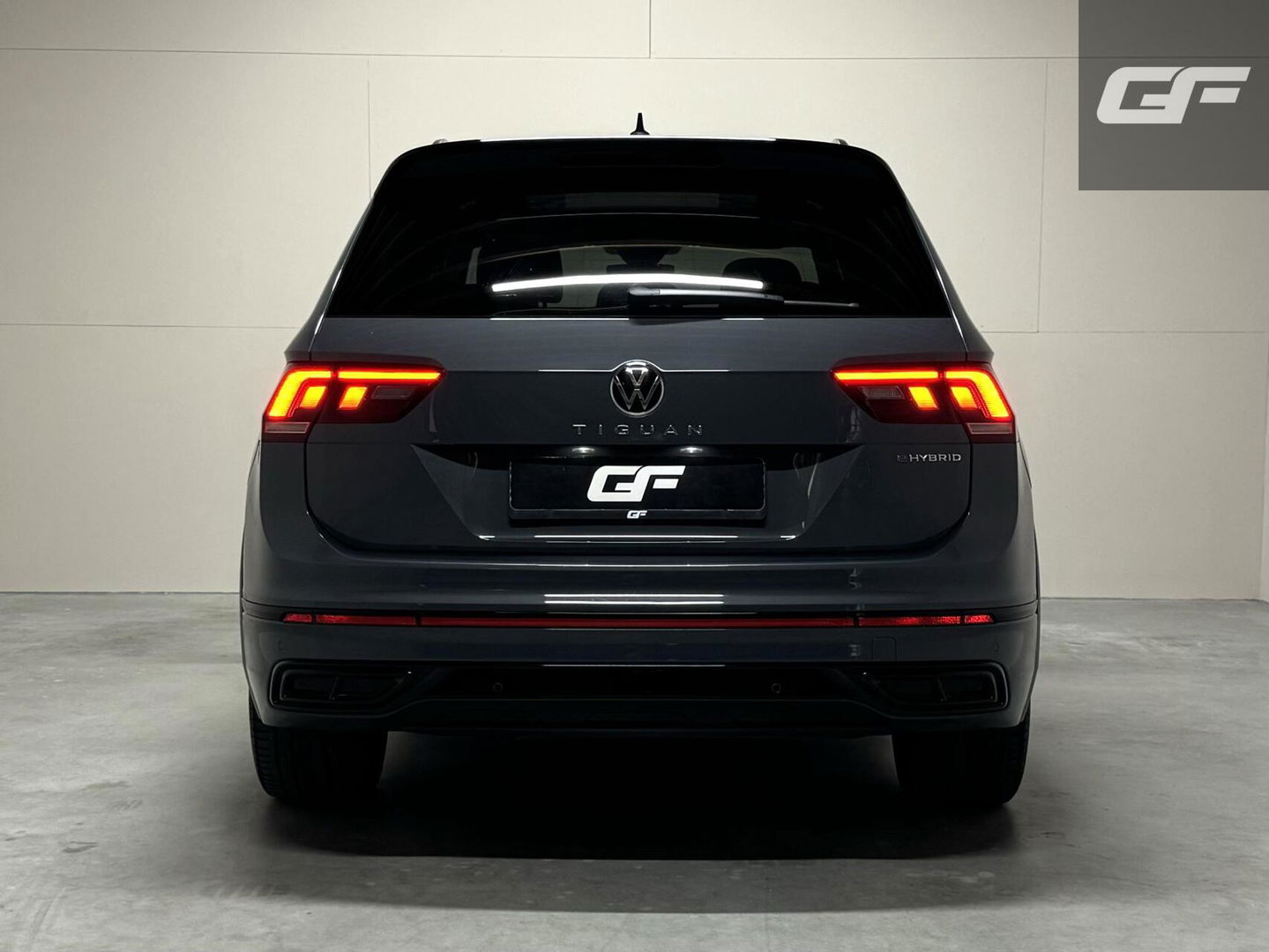 Volkswagen Tiguan 1.4 TSI eHybrid Black Style R-Line Pano Sfeer Trekh.