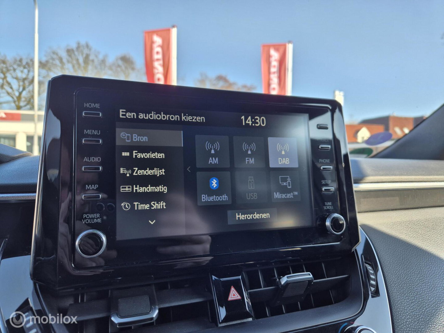 Toyota Corolla Touring Sports 1.8 Hybrid Dynamic, Trekhaak, Dealer onderhouden!