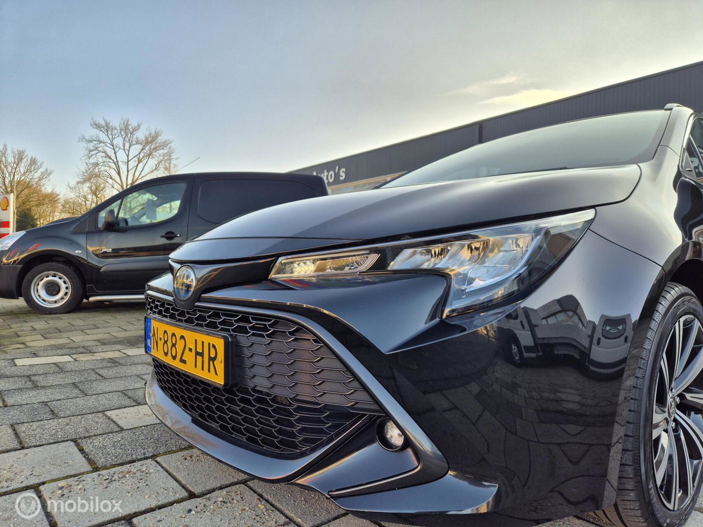 Toyota Corolla Touring Sports 1.8 Hybrid Dynamic, Trekhaak, Dealer onderhouden!