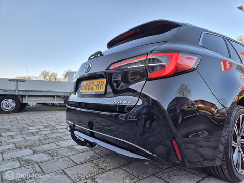 Toyota Corolla Touring Sports 1.8 Hybrid Dynamic, Trekhaak, Dealer onderhouden!