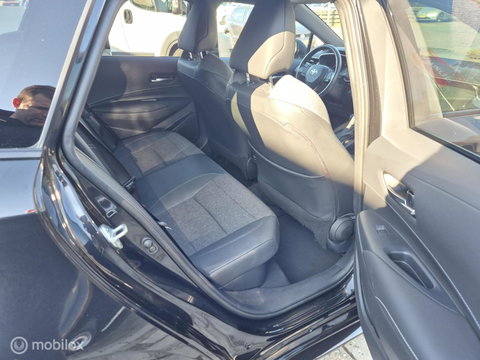Toyota Corolla Touring Sports 1.8 Hybrid Dynamic, Trekhaak, Dealer onderhouden!