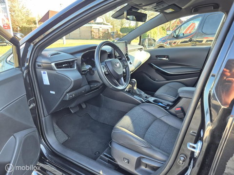 Toyota Corolla Touring Sports 1.8 Hybrid Dynamic, Trekhaak, Dealer onderhouden!