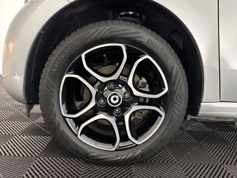 Smart Forfour EQ Business Solution 18 kWh [ 3-Fase ] {SOH-89%} (INCL-BTW) Aut. *NAVI-FULLMAP | LEATHER | ECC | CRUISE | HEATED-COMFORT-SEATS | 15"ALU*