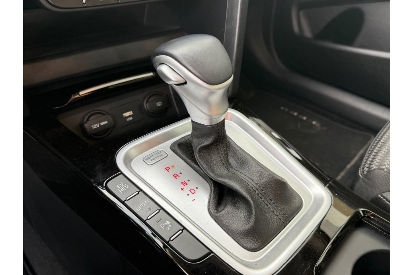 Kia Xceed 1.6 GDI PHEV DYNLINE AIRCO PDC-CAMERA WINTERPACK.