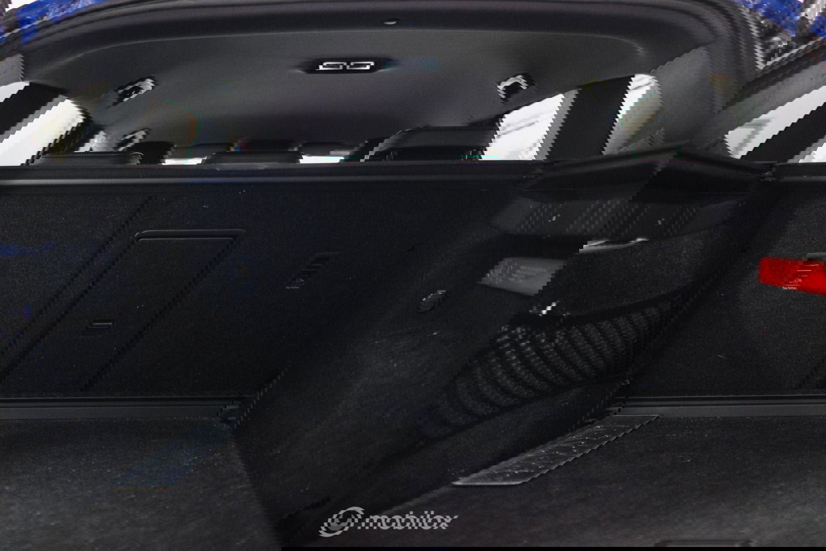 Škoda Enyaq iV 60 Sportline | Sportstoelen | Alcantara | Camera | NL auto | 1e eigenaar | Energy Blue | LED | Rijklaarprijs |