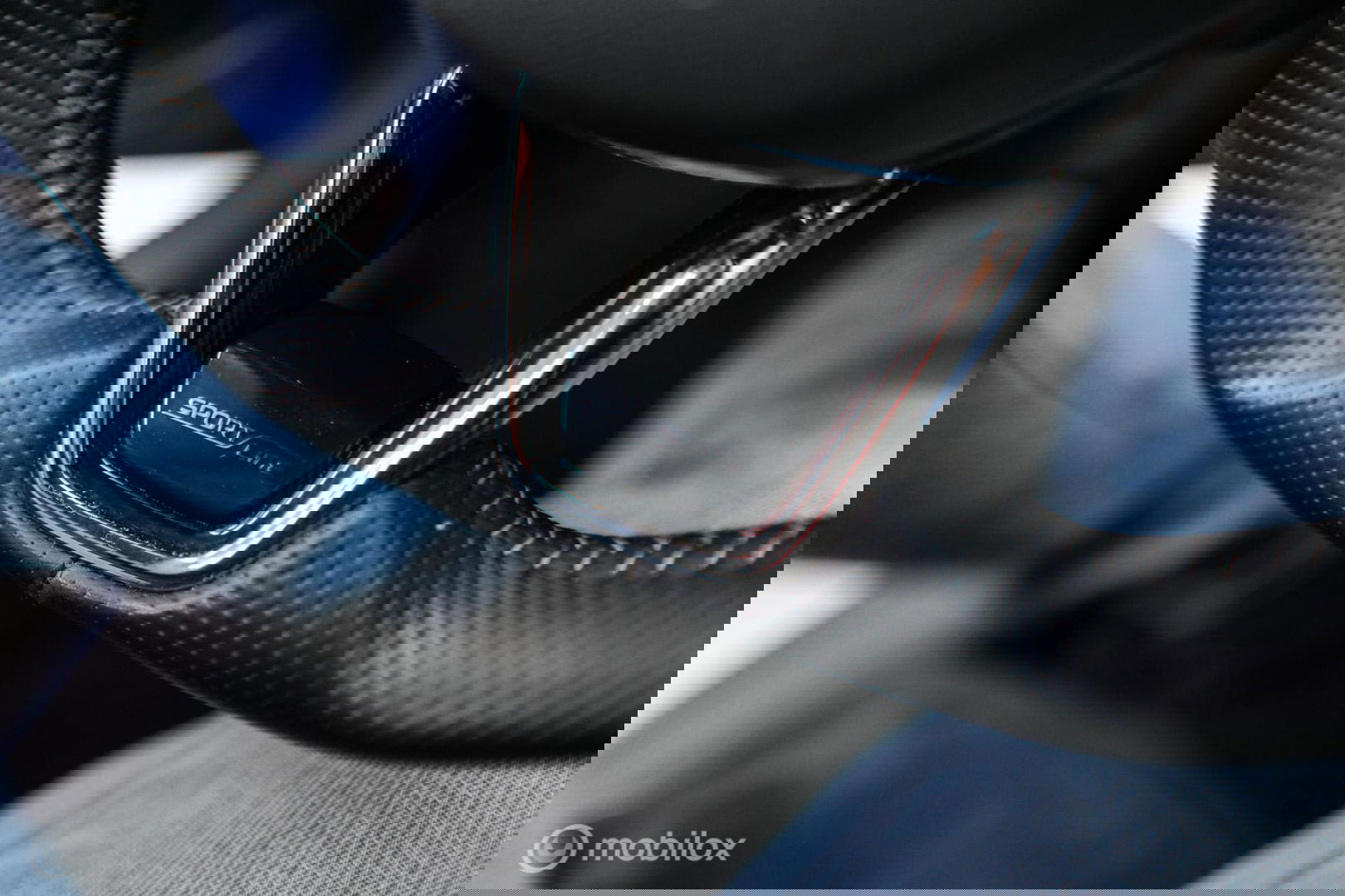 Škoda Enyaq iV 60 Sportline | Sportstoelen | Alcantara | Camera | NL auto | 1e eigenaar | Energy Blue | LED | Rijklaarprijs |