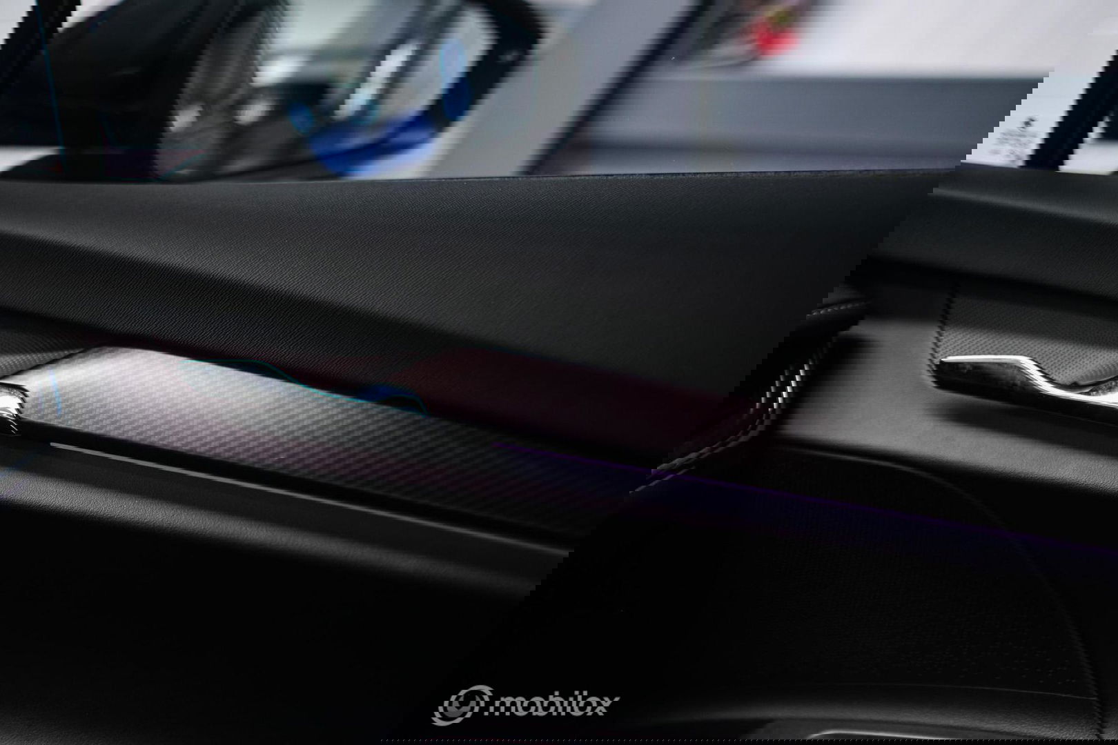 Škoda Enyaq iV 60 Sportline | Sportstoelen | Alcantara | Camera | NL auto | 1e eigenaar | Energy Blue | LED | Rijklaarprijs |