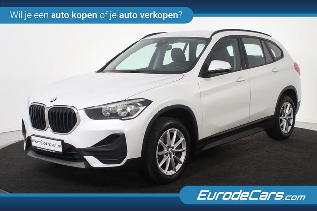 BMW X1 - sDrive16d Sportline *1ste Eigenaar*Navigatie*Trekhaak*Camera*