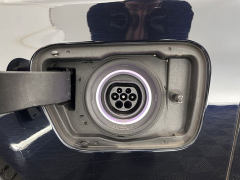 BMW 7 Serie 740Le xDrive iPerformance High Executive (Plug-In) Aut. *PANO | LEATHER | MASSAGE | HARMAN/KARDON | MEMORY-PACK | BLIS | TOPVIEW |  HEAD-UP | ADAPTIVE-CRUISE | FULL-LED | ENTERTAINMENT | DAB+ | ..