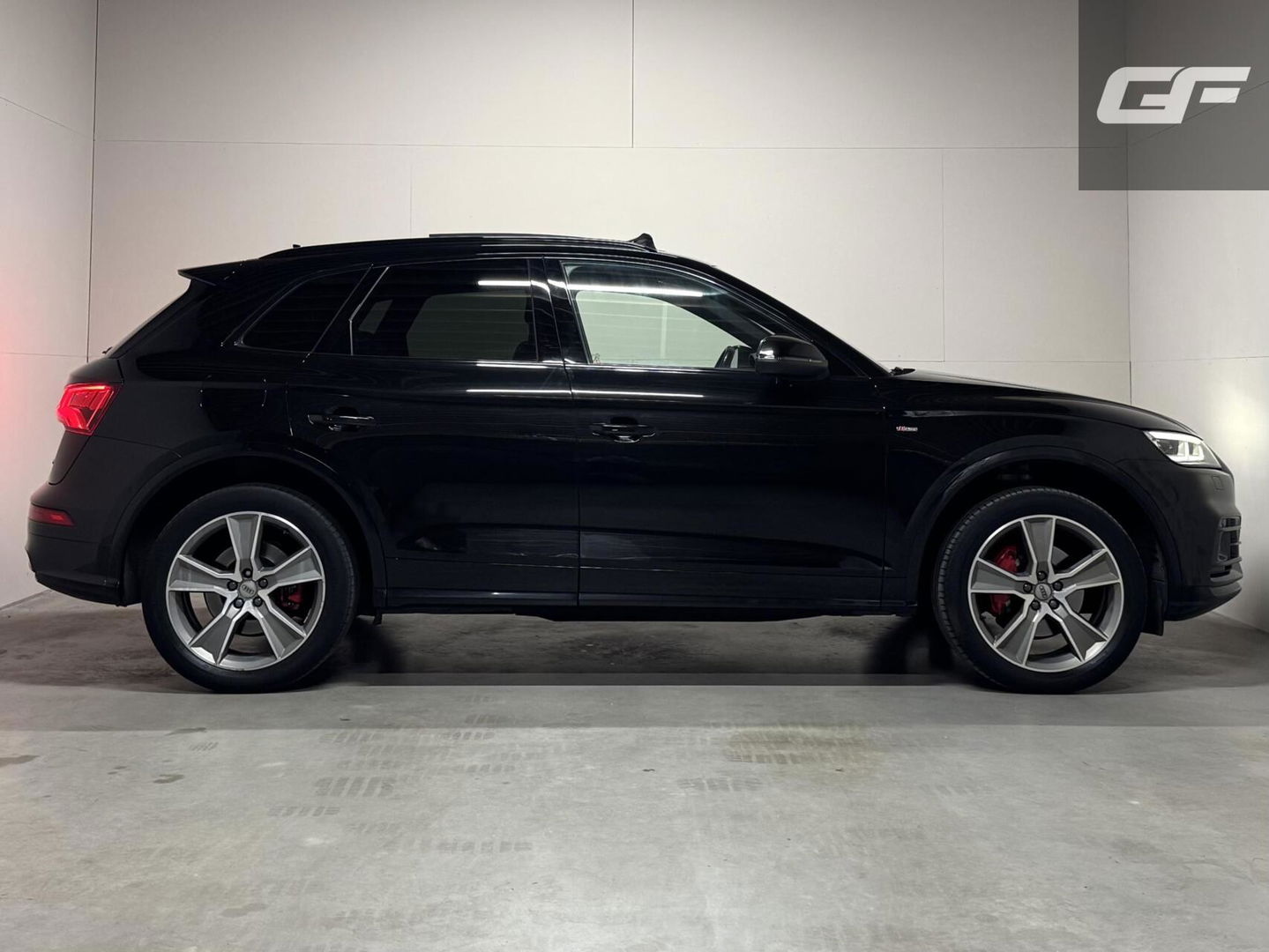 Audi Q5 2.0 TFSI Quattro Black Edition RS-Seats Pano HUD Sfeer Trekh.