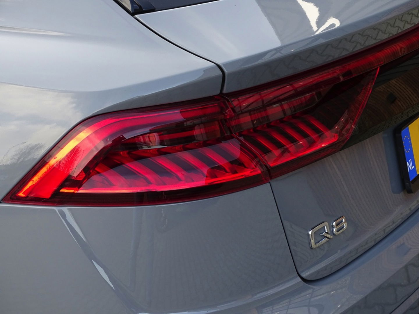 Audi Q8 60 TFSIe 462PK Quattro / Audi Exclusive / Nardo grey / 360° / 20