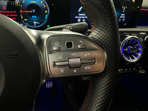 Mercedes-Benz A-Klasse 250 e Limousine AMG Pano|Sfeer|Night