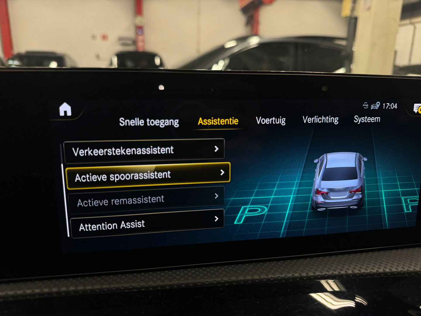 Mercedes-Benz A-Klasse 250 e Limousine AMG Pano|Sfeer|Night