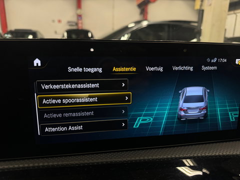 Mercedes-Benz A-Klasse 250 e Limousine AMG Pano|Sfeer|Night