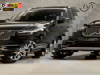 Volvo XC90 - 2.0 T8 Twin Engine AWD Inscription 7 Persoons 408Pk Automaat (PANORAMADAK, LUCHTVERING, APPLE CARPLAY, STOELVENTILATIE, ZWART HEMEL, MASSAGE, HARMAN/KARDON, MEMORY SEATS, CAMERA, ELEK ACHTERKLEP, NIEUWSTAAT)