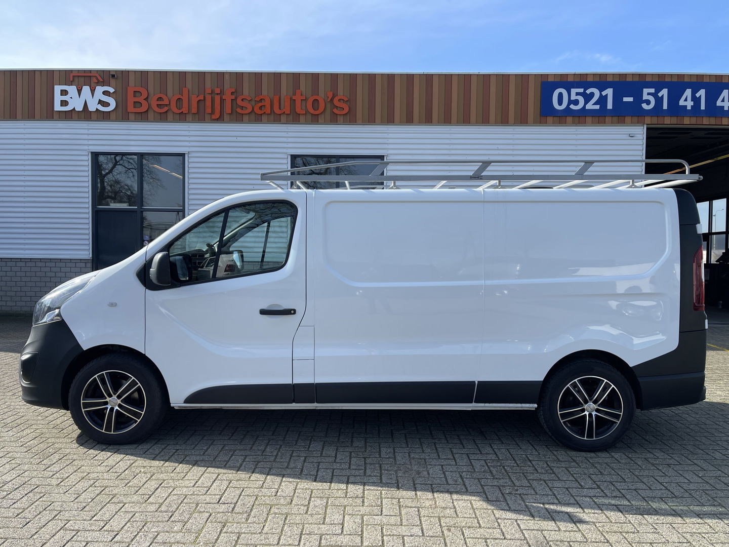 Opel Vivaro 1.6 CDTI 120pk L2H1 Edition / vaste prijs rijklaar € 11.950 ex btw / euro 6 diesel / lease vanaf € 201 / airco / cruise / navigatie / trekhaak / imperial !