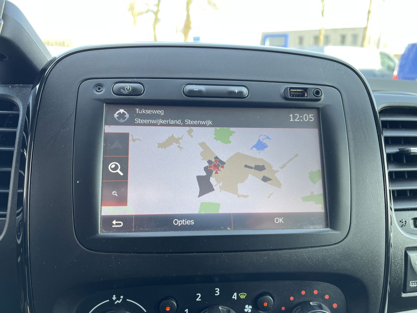 Opel Vivaro 1.6 CDTI 120pk L2H1 Edition / vaste prijs rijklaar € 11.950 ex btw / euro 6 diesel / lease vanaf € 201 / airco / cruise / navigatie / trekhaak / imperial !