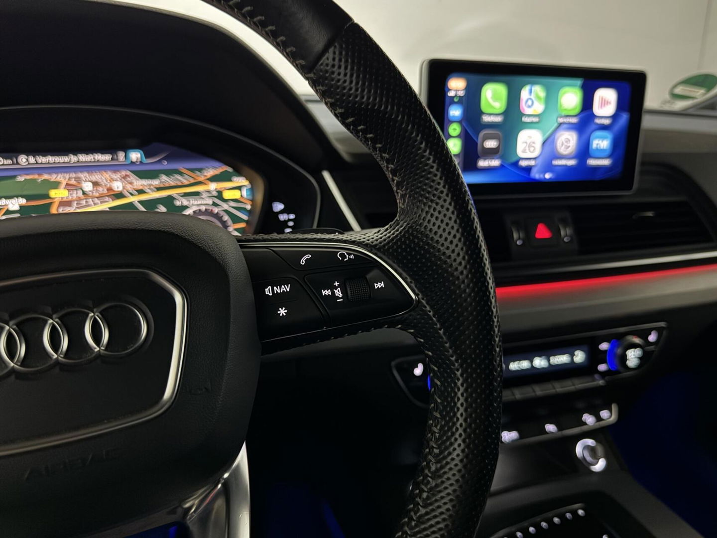 Audi Q5 2.0 TFSI Quattro Black Edition RS-Seats Pano HUD Sfeer Trekh.