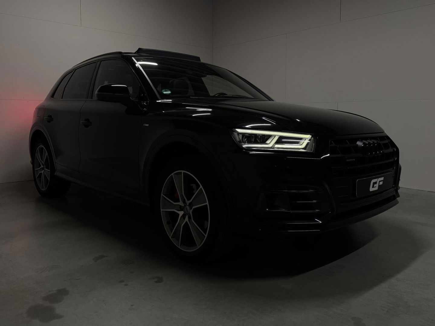 Audi Q5 2.0 TFSI Quattro Black Edition RS-Seats Pano HUD Sfeer Trekh.