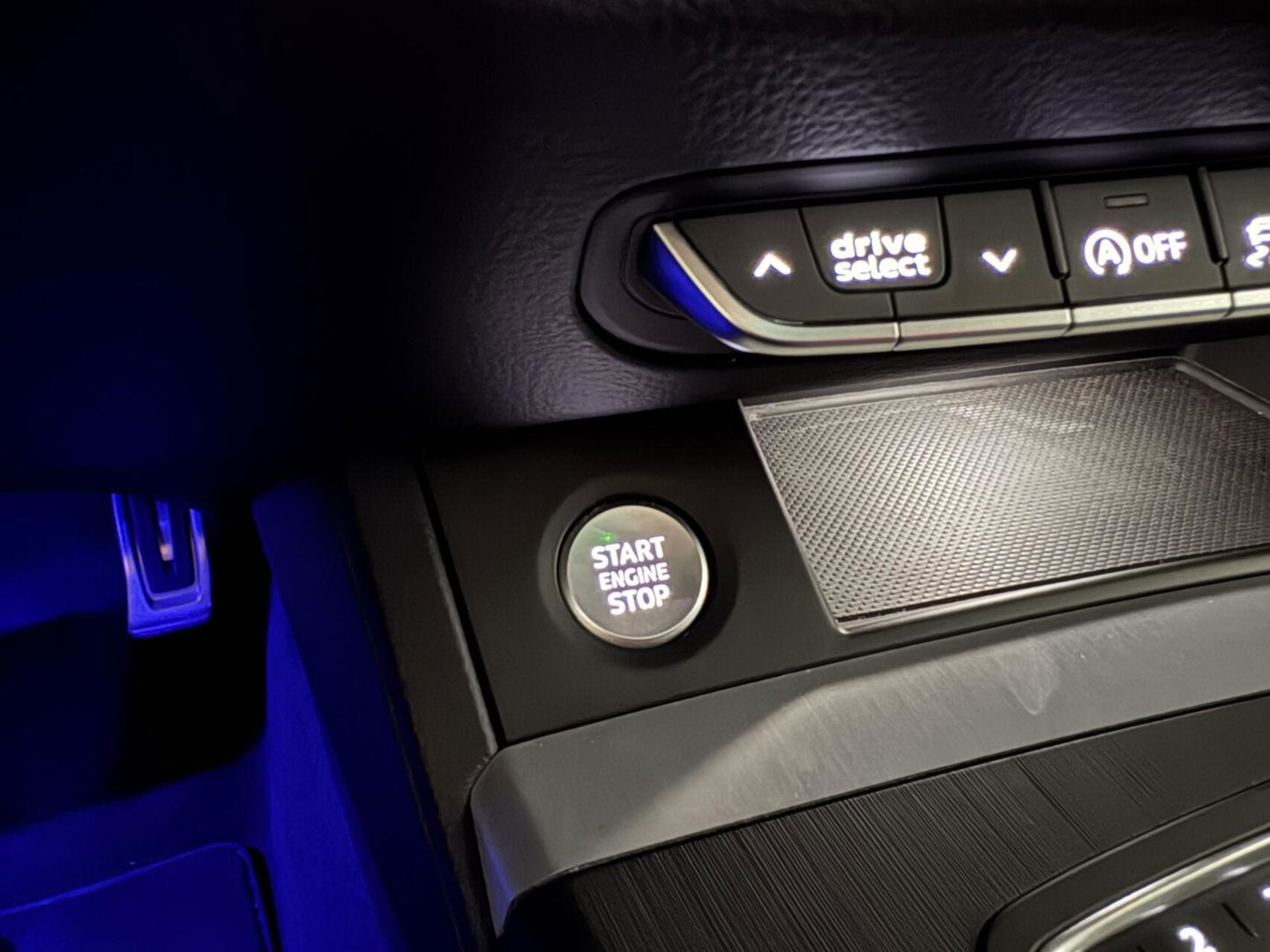 Audi Q5 2.0 TFSI Quattro Black Edition RS-Seats Pano HUD Sfeer Trekh.