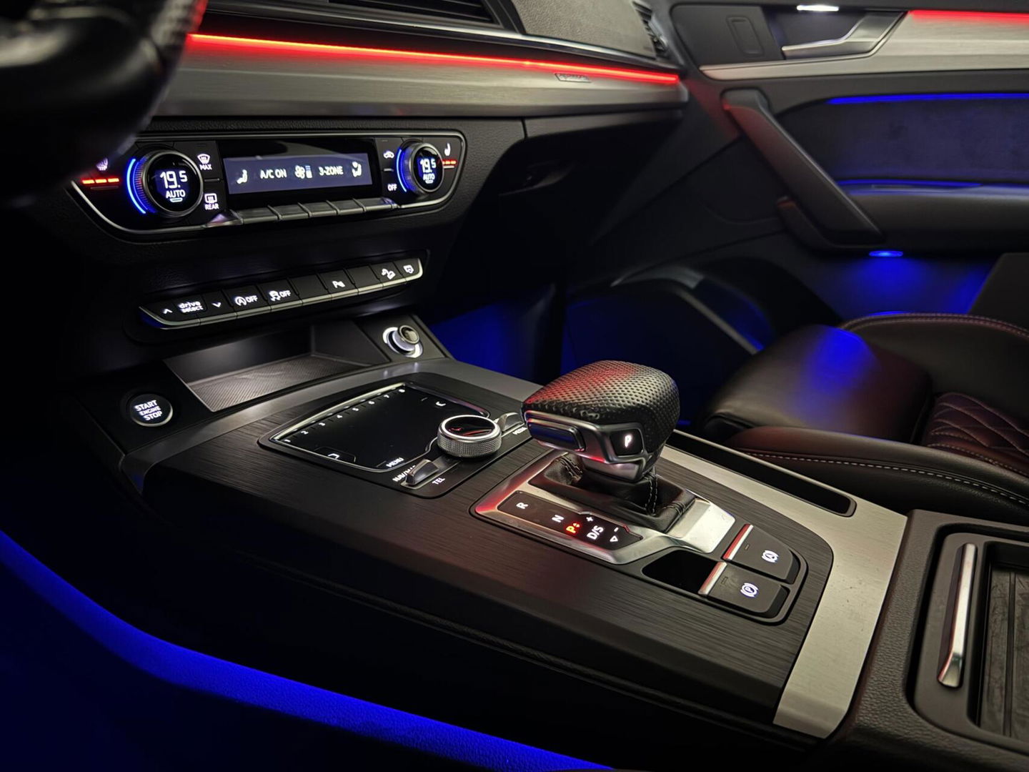 Audi Q5 2.0 TFSI Quattro Black Edition RS-Seats Pano HUD Sfeer Trekh.