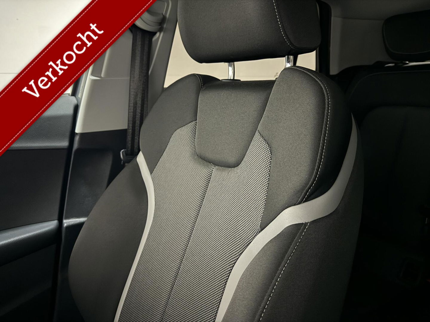 Audi Q2 1.4 TFSI S-Line Black Edition DSG Navi ACC Stoelver.