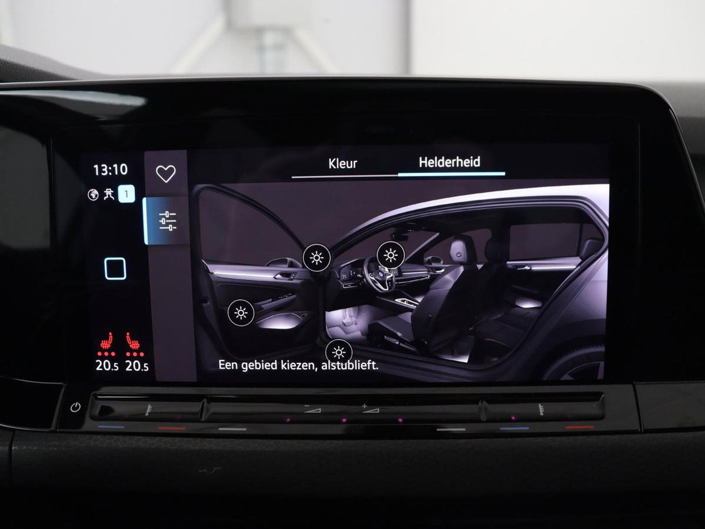 Volkswagen Golf 1.4 eHybrid GTE | SOH 93% | Panoramadak | Stoelverwarming | Adaptive cruise | Carplay | Sfeerverlichting | Keyless | 18'' | Navigatie | Sportstoelen | Parkeerhulp | PHEV | Plug In