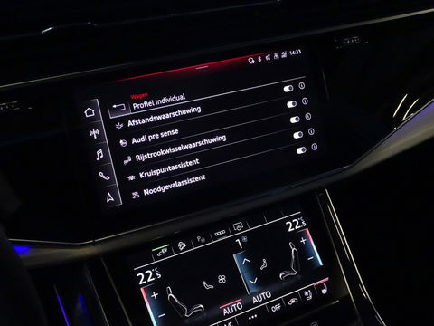 Audi Q8 60 TFSIe 462PK Quattro / Audi Exclusive / Nardo grey / 360° / 20