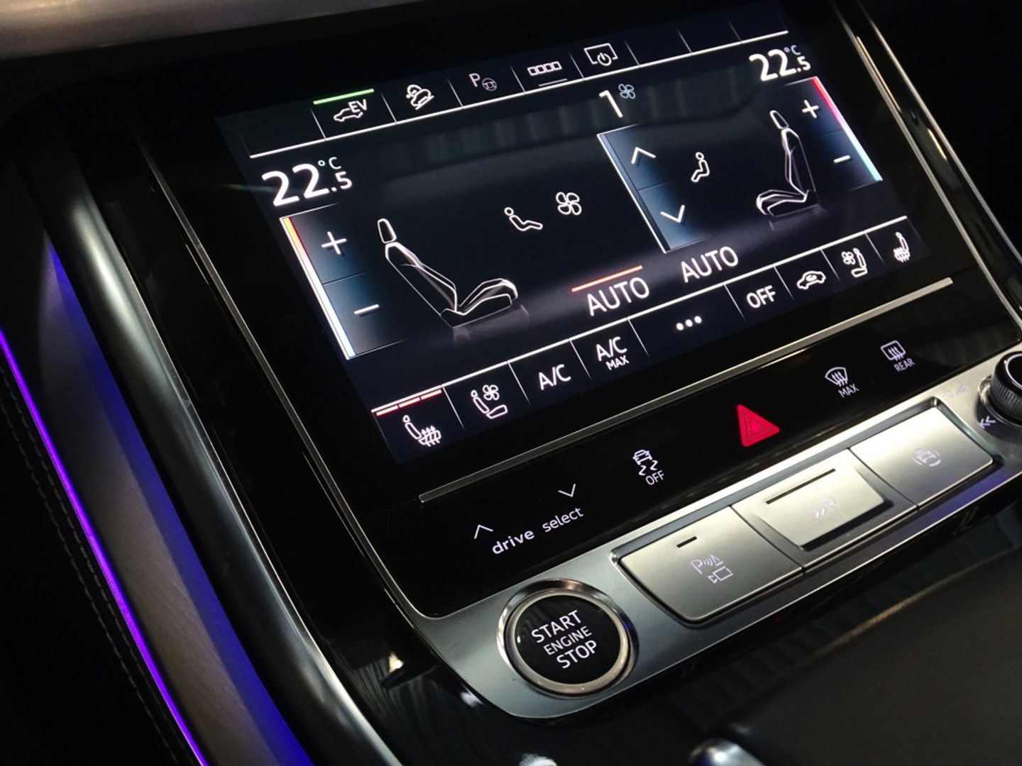 Audi Q8 60 TFSIe 462PK Quattro / Audi Exclusive / Nardo grey / 360° / 20