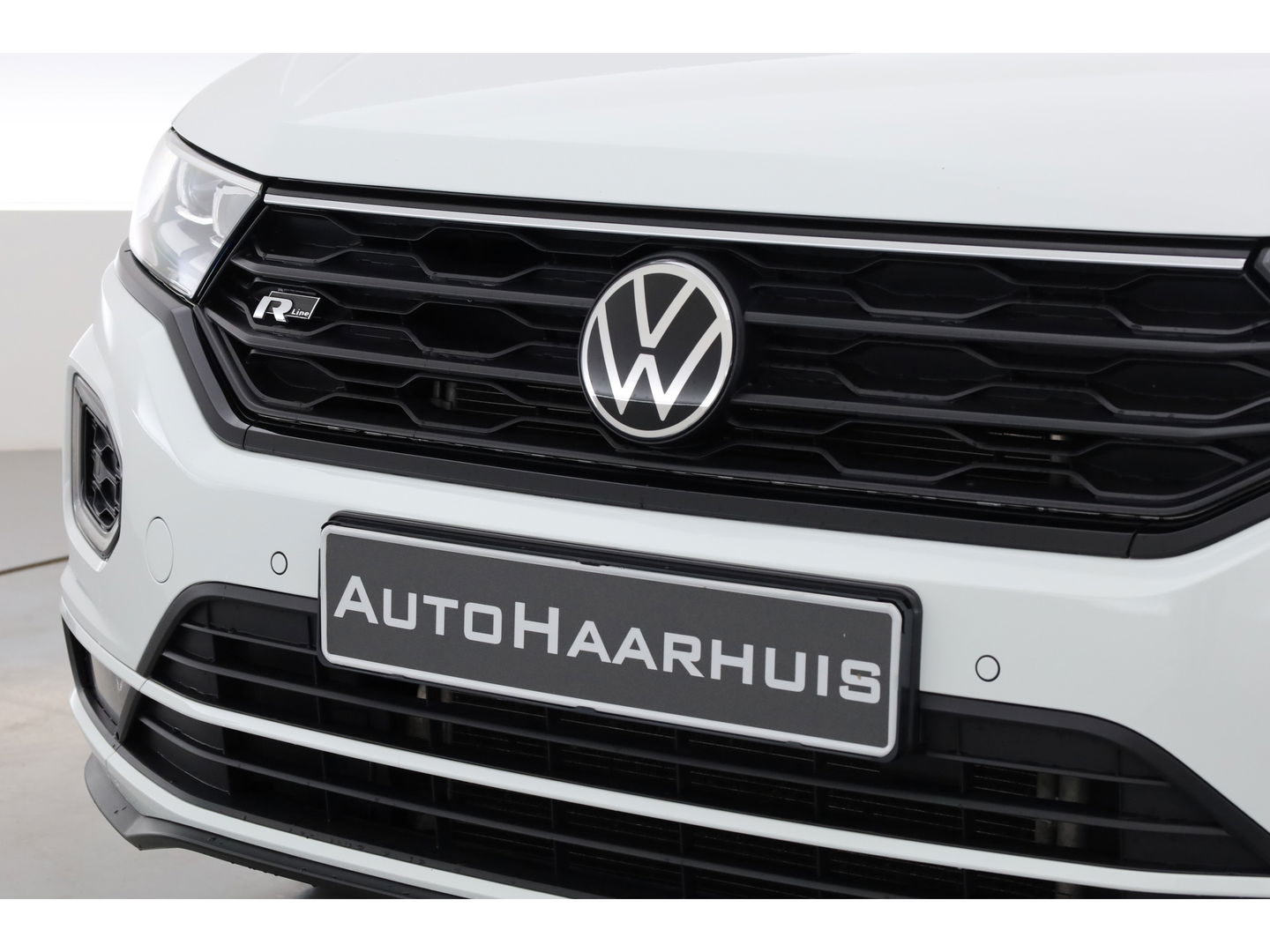 Volkswagen T-Roc Cabrio 1.5 TSI R-Line DSG Black Style | Digi. Dashboard | Stoelverw. | 18'' | PDC | Adapt. Cruise | Navi + CarPlay | Dodehoekdet.