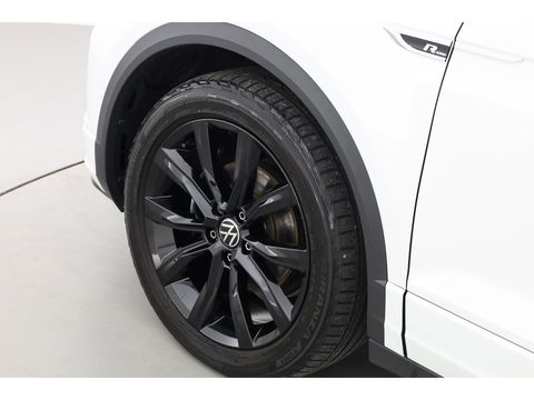 Volkswagen T-Roc Cabrio 1.5 TSI R-Line DSG Black Style | Digi. Dashboard | Stoelverw. | 18'' | PDC | Adapt. Cruise | Navi + CarPlay | Dodehoekdet.