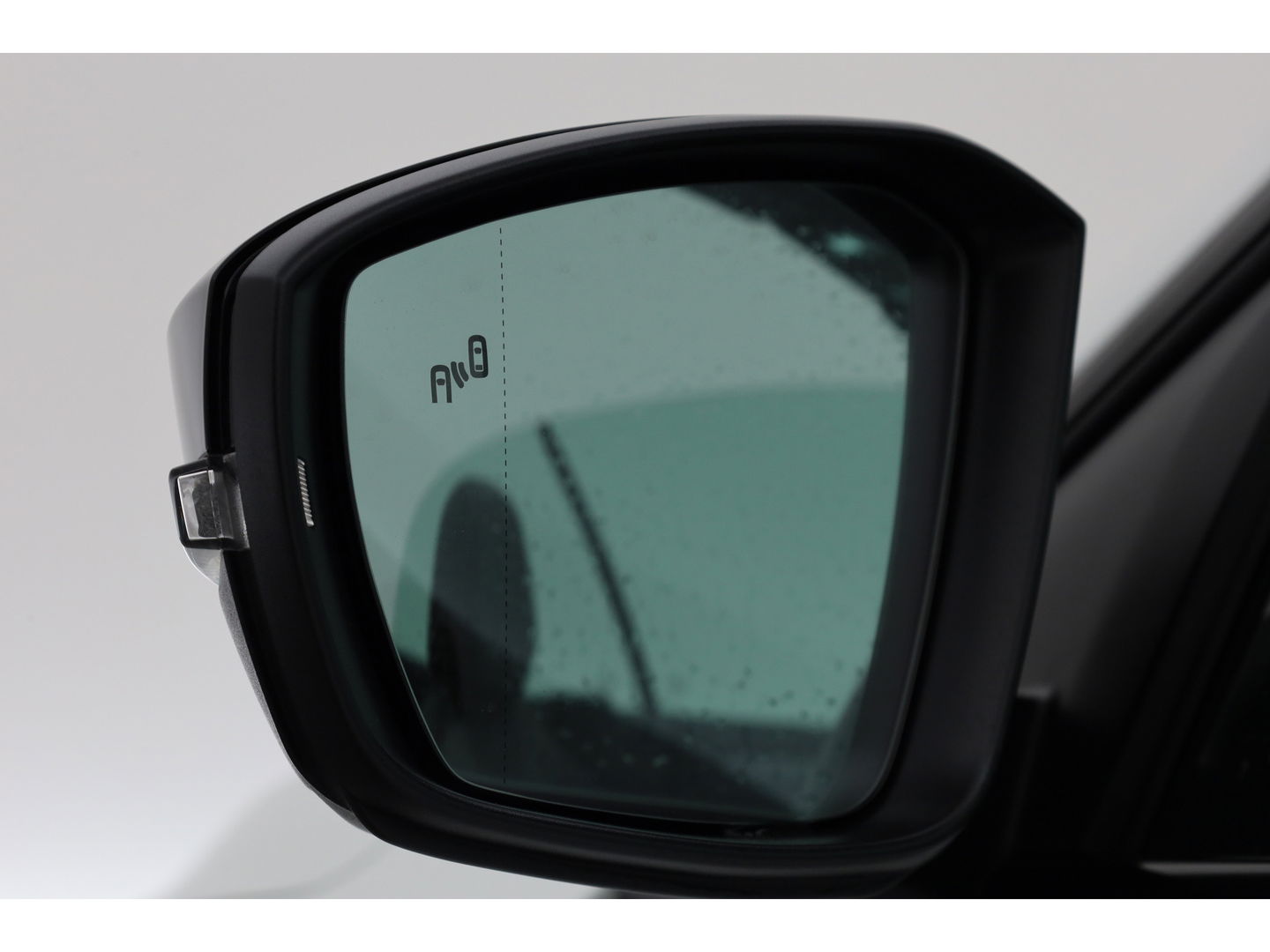 Volkswagen T-Roc Cabrio 1.5 TSI R-Line DSG Black Style | Digi. Dashboard | Stoelverw. | 18'' | PDC | Adapt. Cruise | Navi + CarPlay | Dodehoekdet.