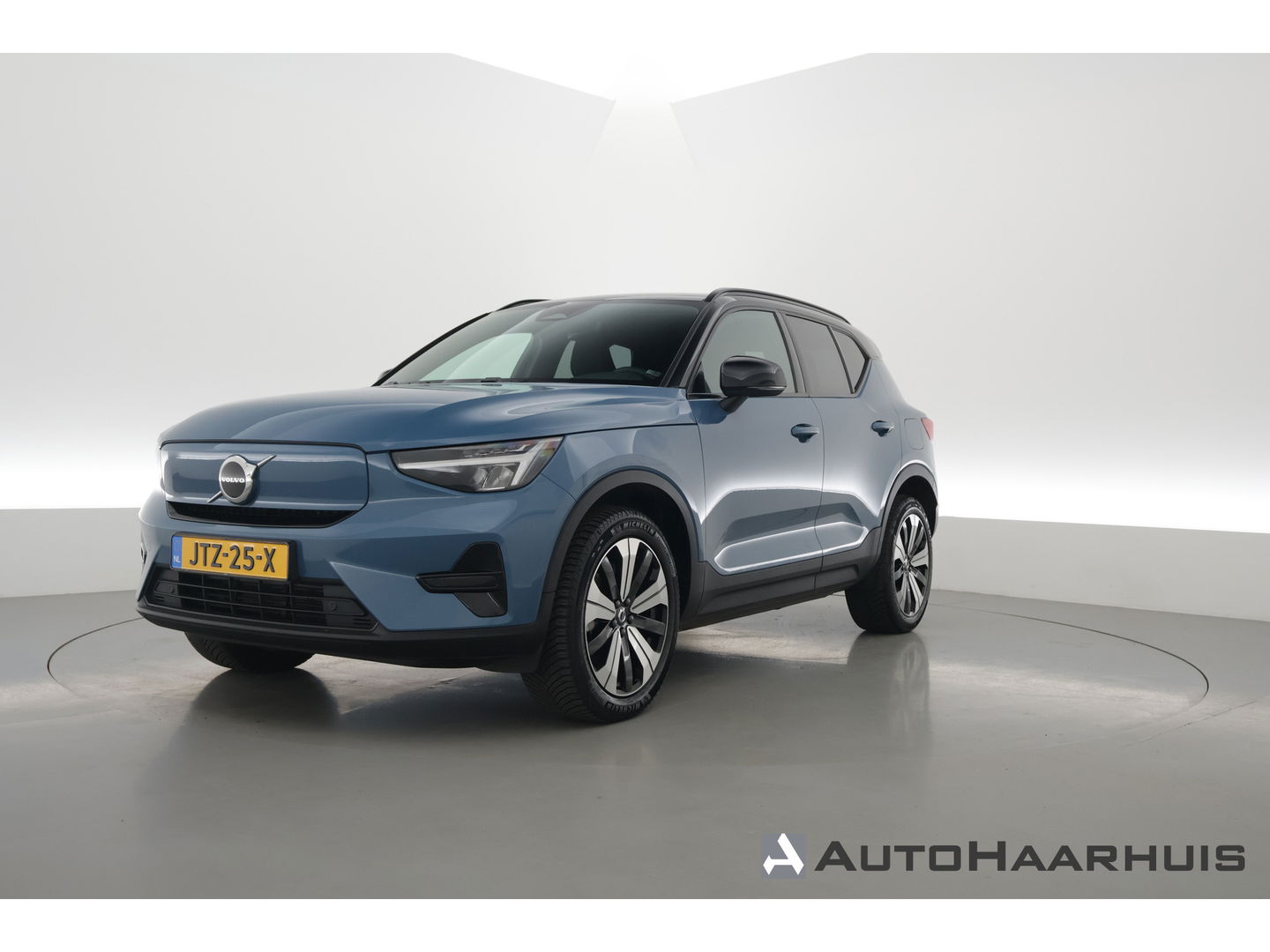 Volvo XC40 Recharge Core | Google Info. | Stoel- Stuurverw. | Camera | Cruise ctrl. | PDC | 19'' |