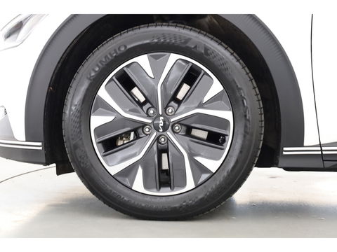 Kia Ev6 Light Edition 58 kWh | SOH 97% | Navi | Stoel- Stuurverw. | Adapt. Cruise | Camera | Apple CarPlay